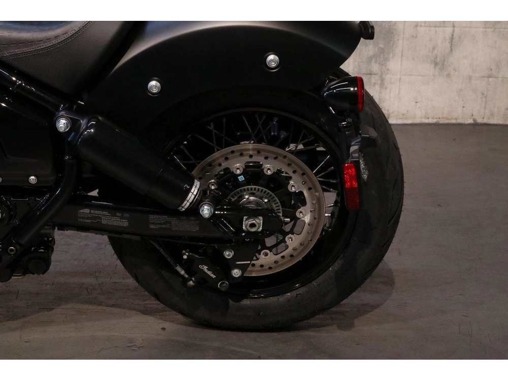 2025 Indian Motorcycle Chief Bobber Dark Horse alt