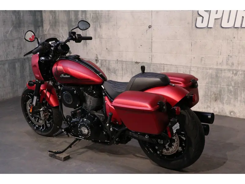 2025 Indian Motorcycle Sport Chief RT thumbnail 4