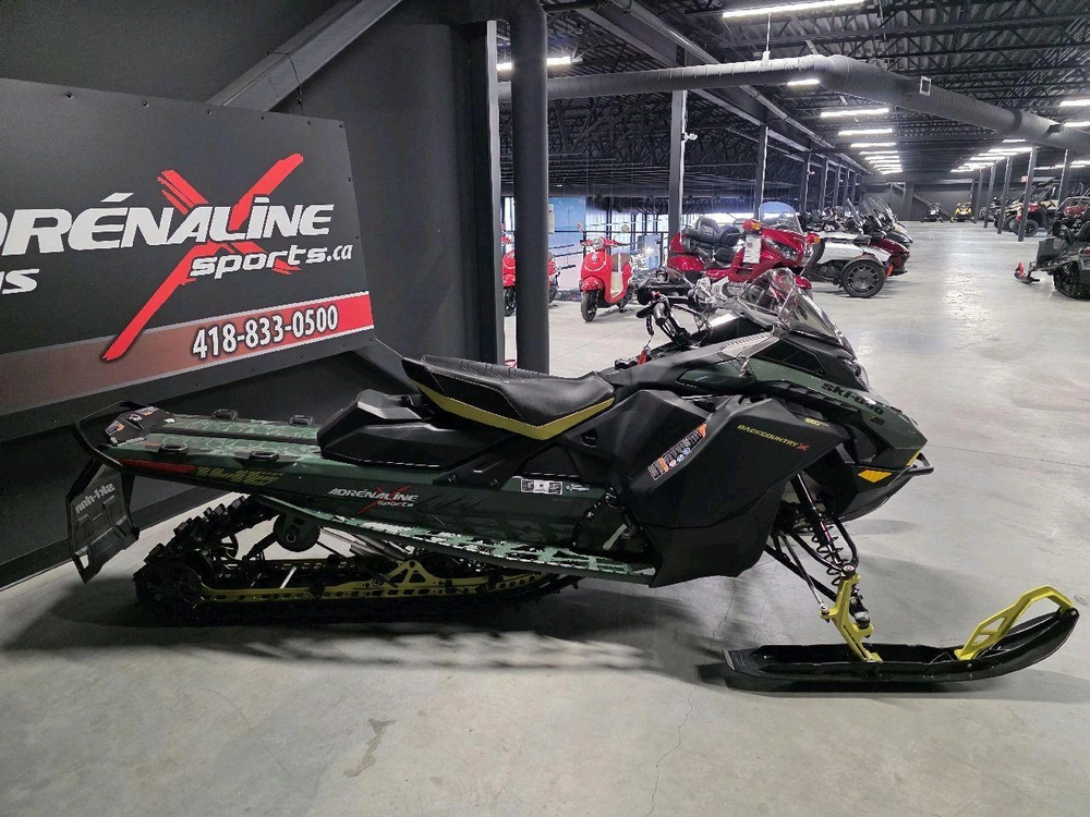 Ski-doo Backcountry X (43'') 850 E-tec 2026 alt