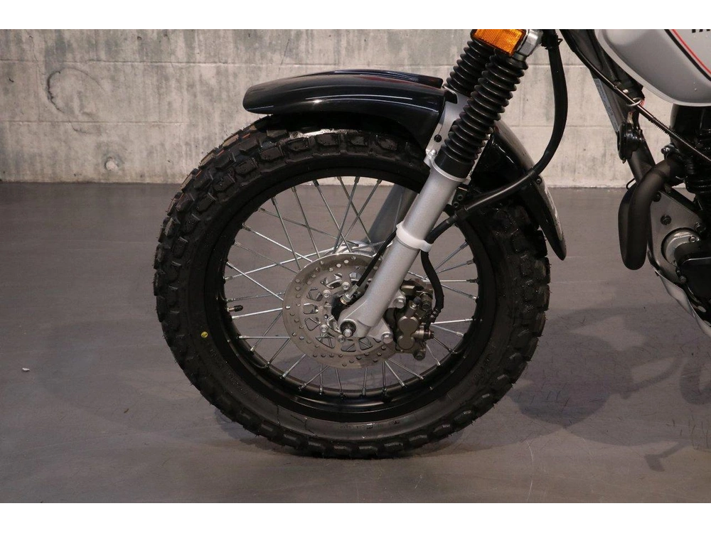 Yamaha Yamaha Tw200 2026 alt