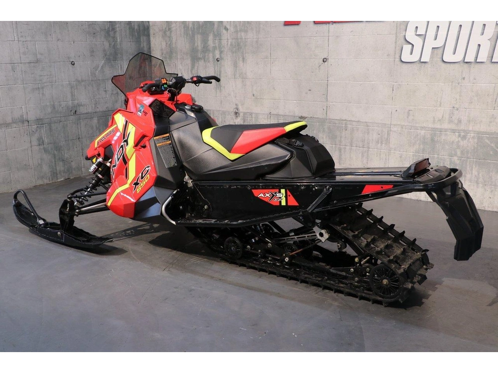 Polaris 850 Axys Indy Xc 137 2021