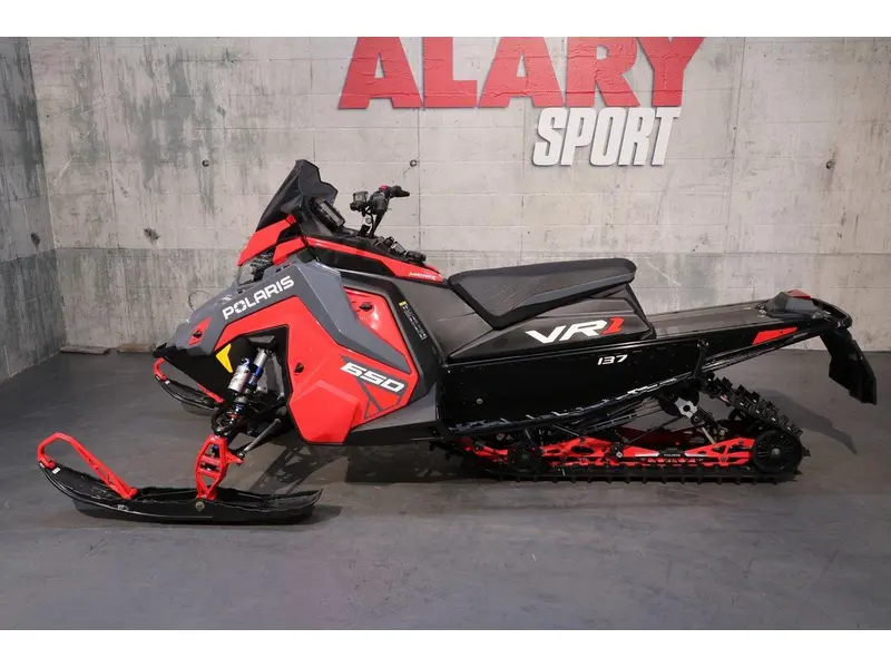 2024 Polaris 650 INDY VR1 137 ES ENR.