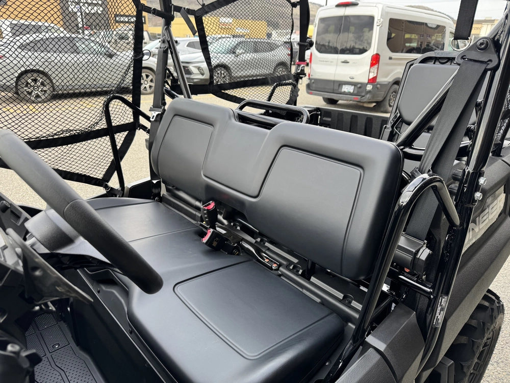 2026 Honda Pioneer 700-4p Dlx alt