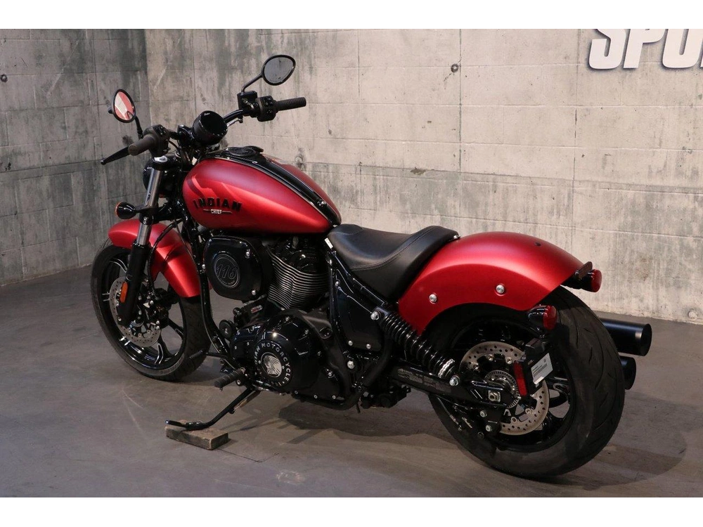 2025 Indian Motorcycle Chief Dark Horse alt
