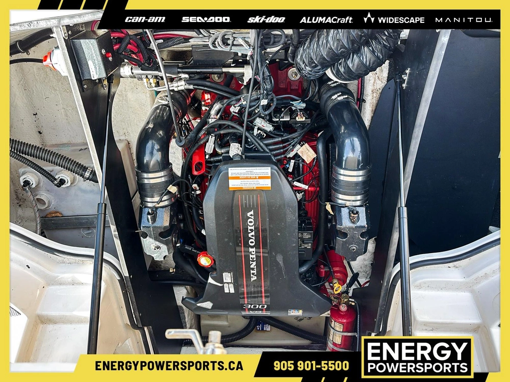 2013 Regal Regal 2300 alt