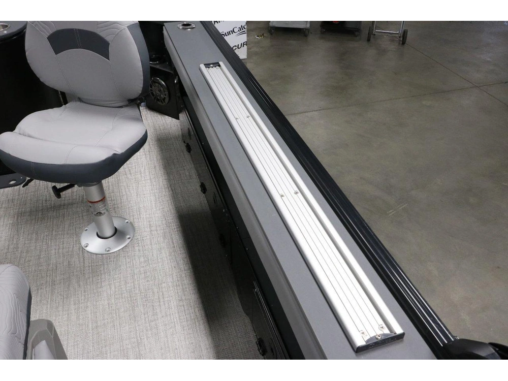 2026 Avalon Avalon Geofish 2585 Crf + Yamaha 200 Hp alt