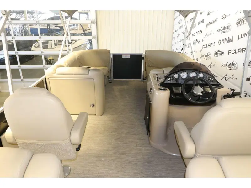 2019 Legend BAYSHORE LS + MERCURY 150 HP thumbnail 7