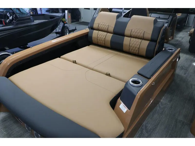 2026 Avalon AVALON EXCALIBUR LTD 2785 VRBW + MERCURY VERADO 425 HP thumbnail 10