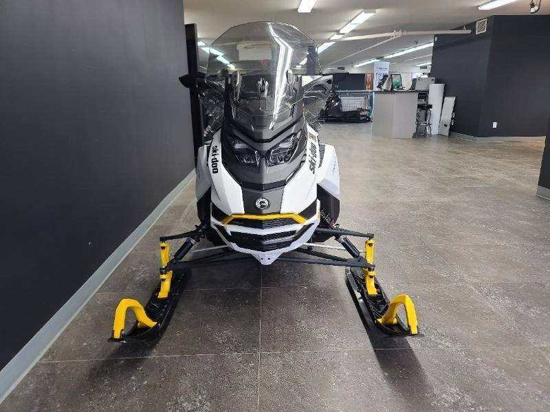 2025 Ski-doo Expedition Electric Rotax E-power alt