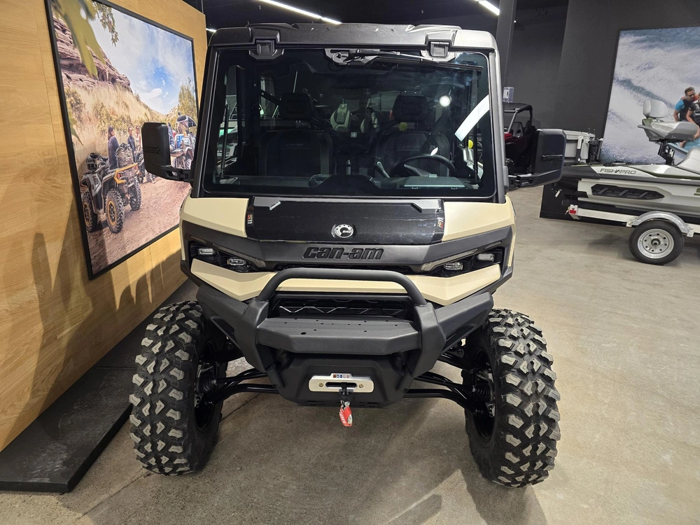 2026 Brp Defender Limited Cab Hd11 alt