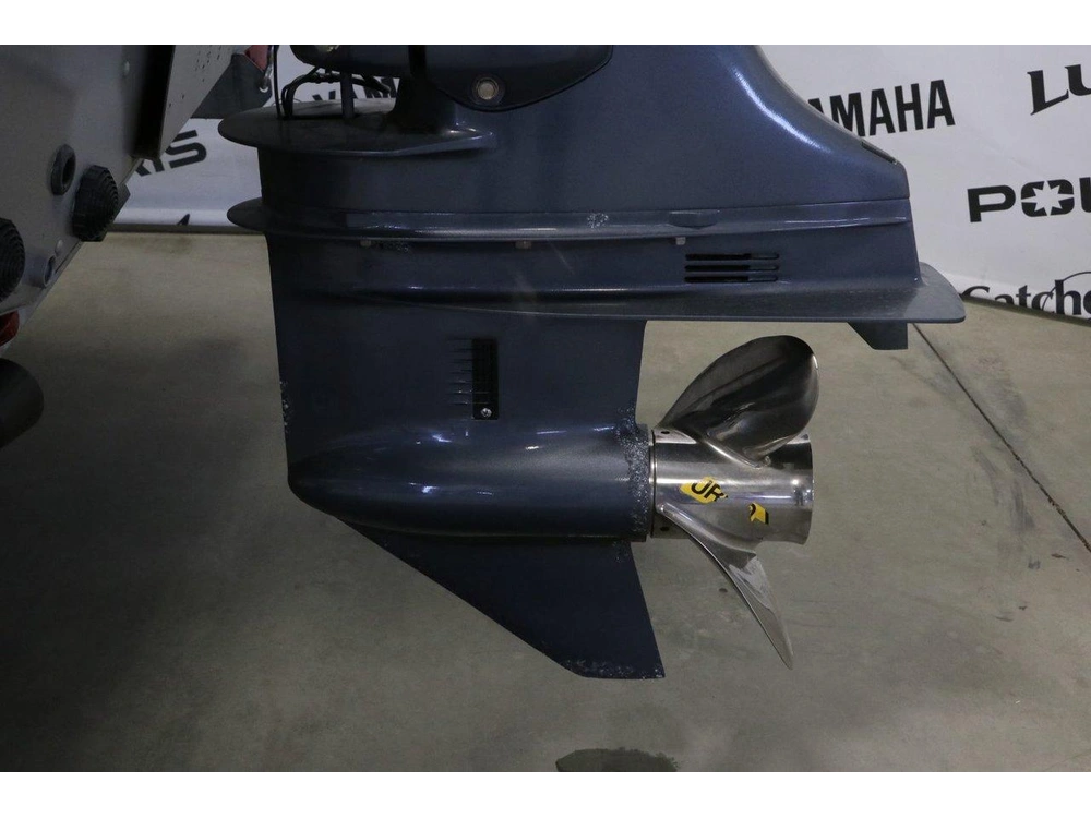2017 G3 Boats Av17c + Yamaha F115xb alt