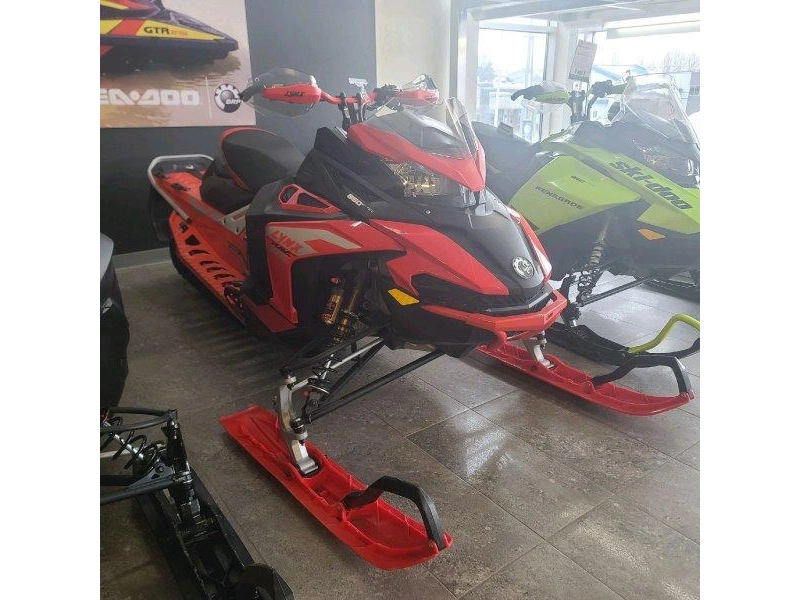 2022 Lynx Rave Re 850 Ice Xt 1.5 Ms/es R alt
