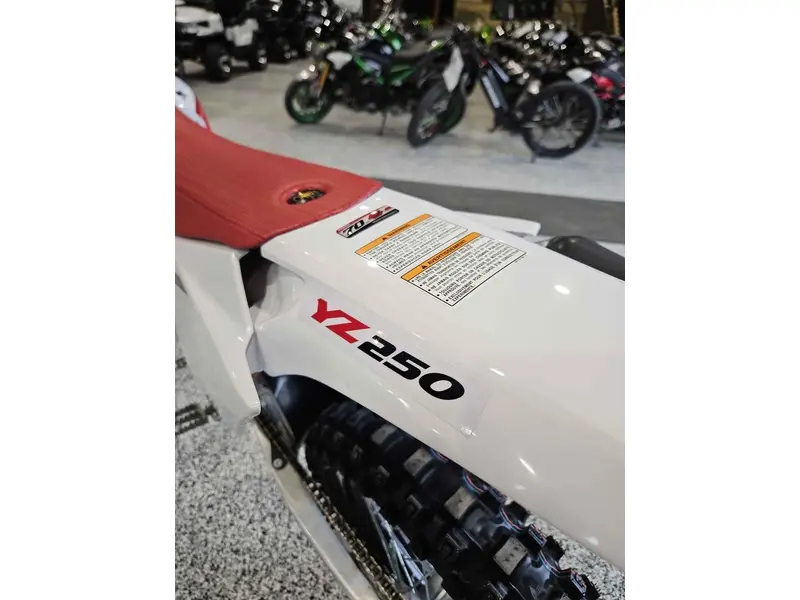 2026 Yamaha YZ 250 70TH ANNIVERSARY EDITION thumbnail 5