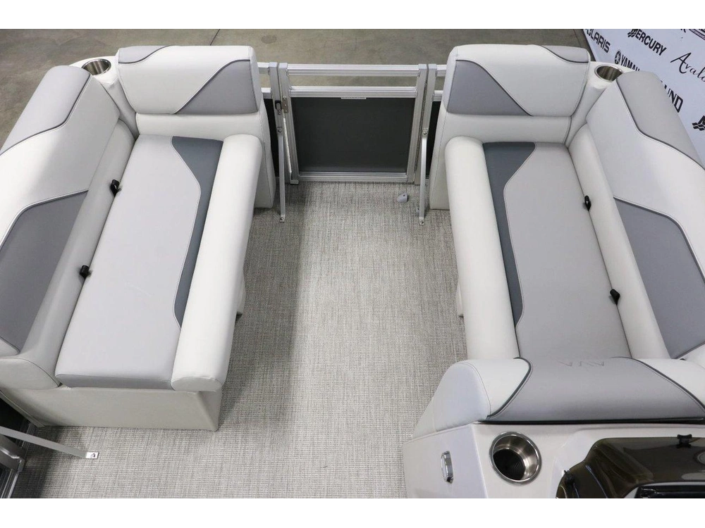 Avalon Venture 1775 Cruise Rear Bench +yamaha 40 Hp 2025 alt