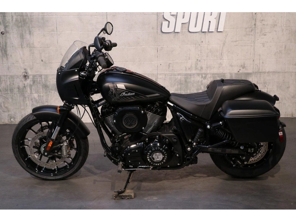 Indian Motorcycle Sport Chief Rt 2025 alt