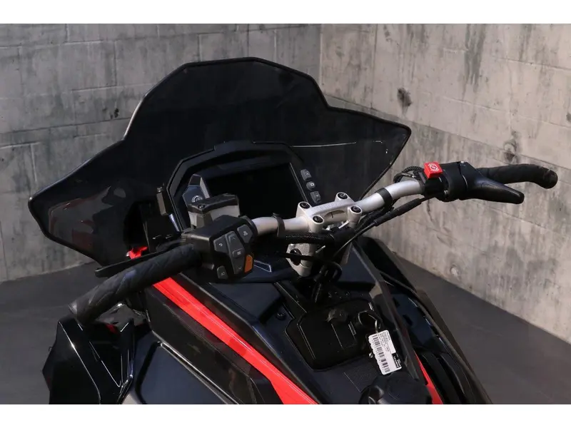 2026 Polaris 850 INDY VR1 137