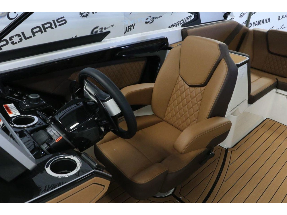 2025 Yamaha 252sd alt