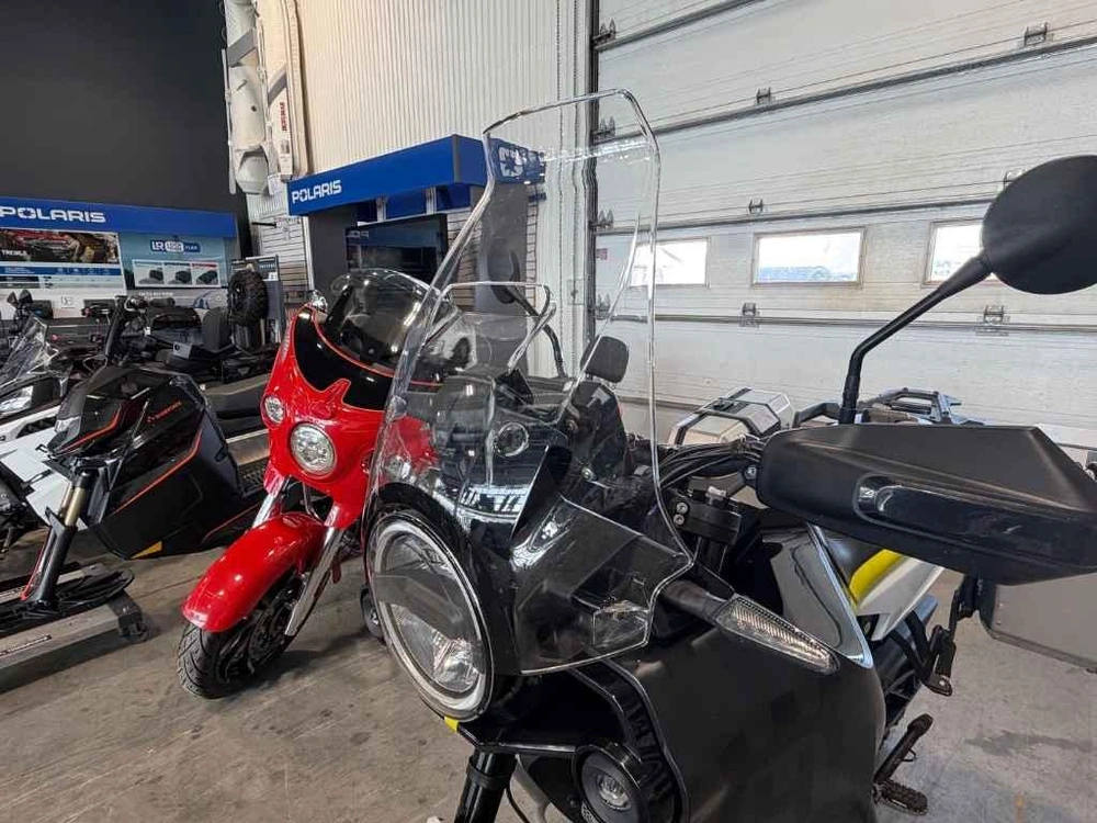 2023 Husqvarna Norden 901 alt