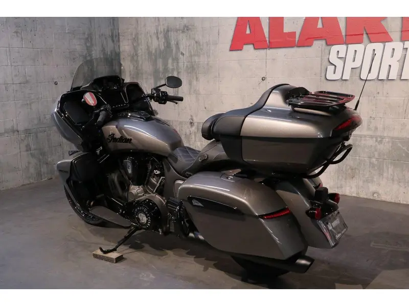2026 Indian Motorcycle Pursuit Dark Horse + 112 thumbnail 4