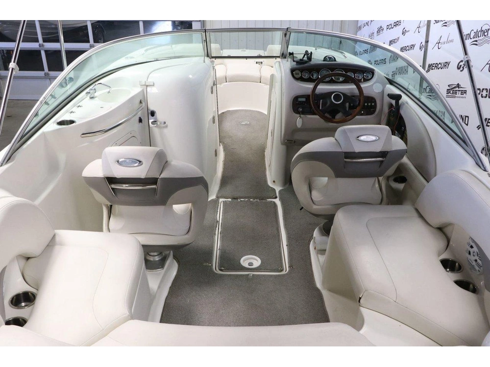2007 Chaparral Sunesta 234 + Volvo 5,0l alt