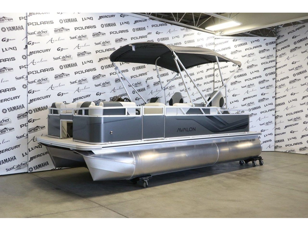 Avalon Venture 1975 Rf + Yamaha 40 Hp 2025 alt