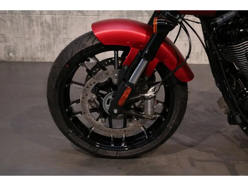 2025 Indian Motorcycle Sport Chief RT thumbnail 8