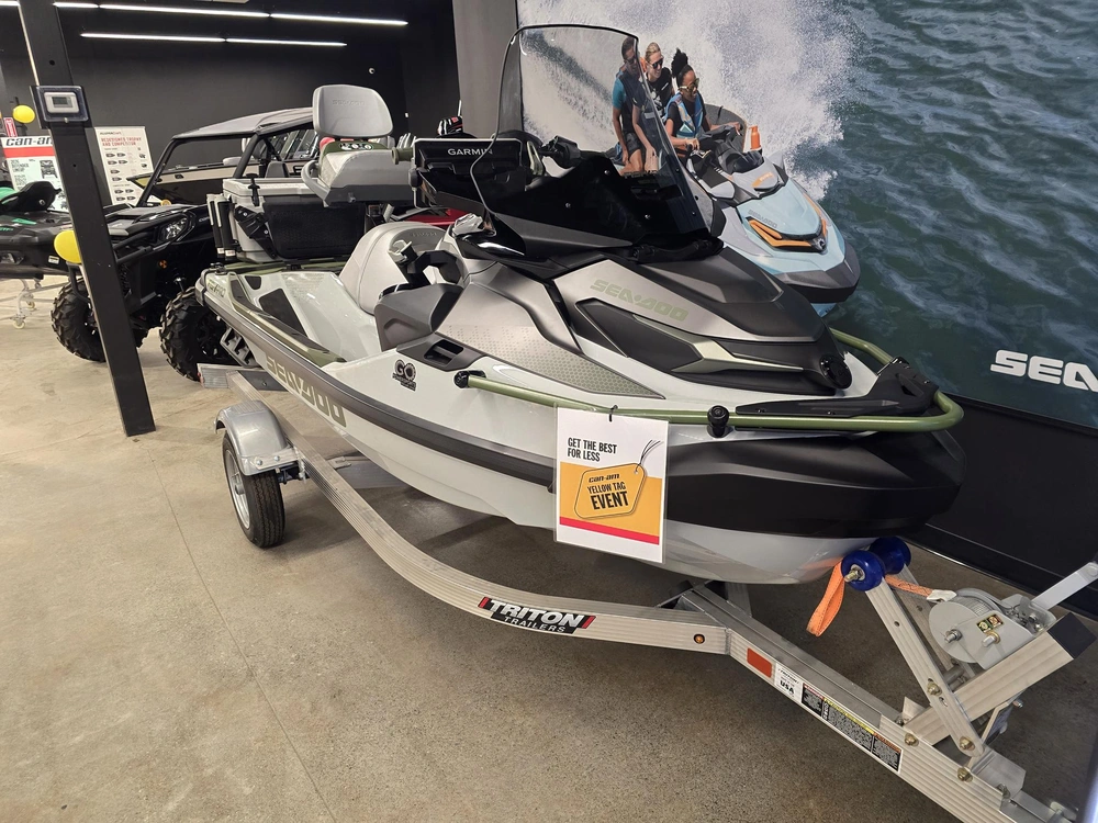 2025 Brp Fishpro Apex 300 alt