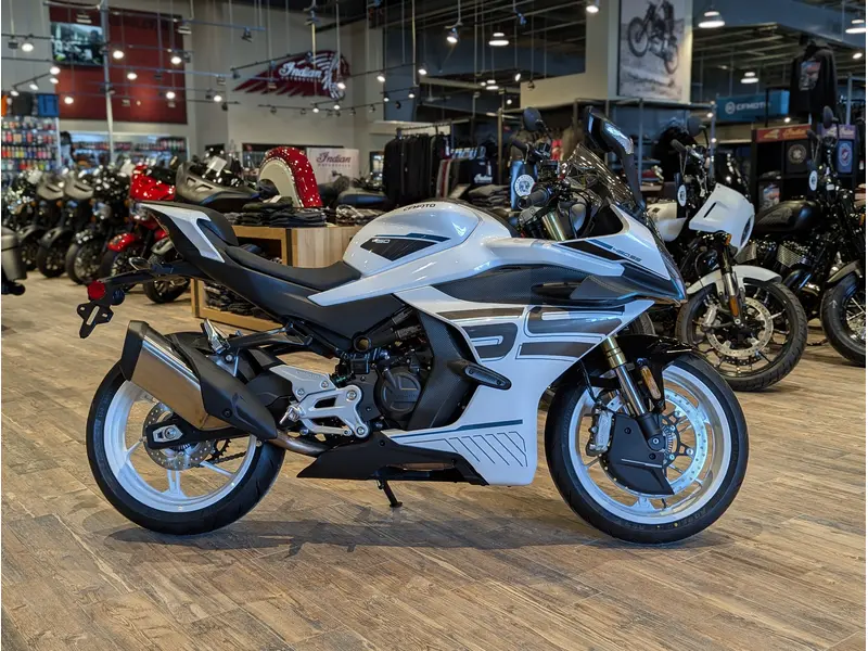 2026 CFMOTO 450SS // Nebula White thumbnail 3