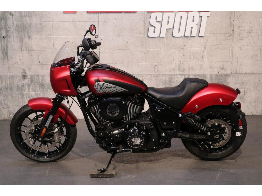 Indian Motorcycle Sport Chief 2024 alt