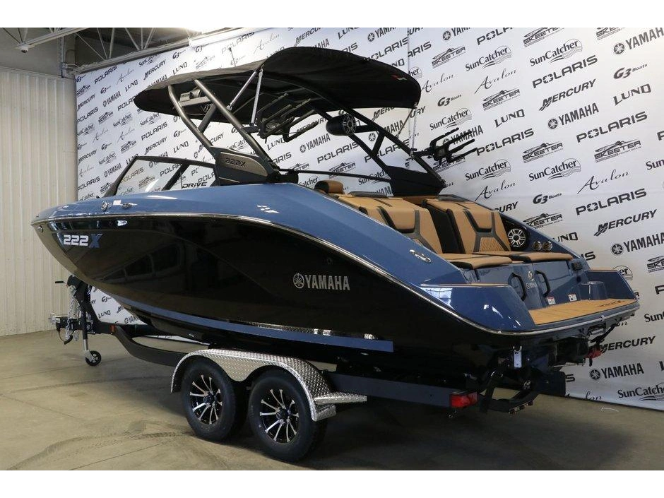 2026 Yamaha Yamaha 222xd alt