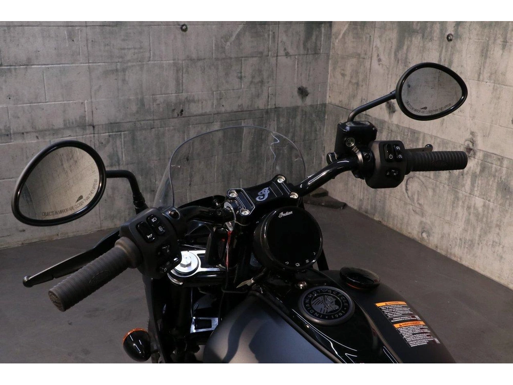 2025 Indian Motorcycle Indian Sport Chief alt