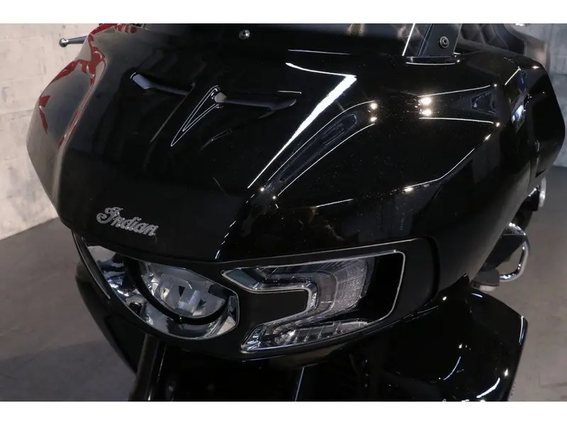 2026 Indian Motorcycle Pursuit Limited + 112 & powerband audio thumbnail 14