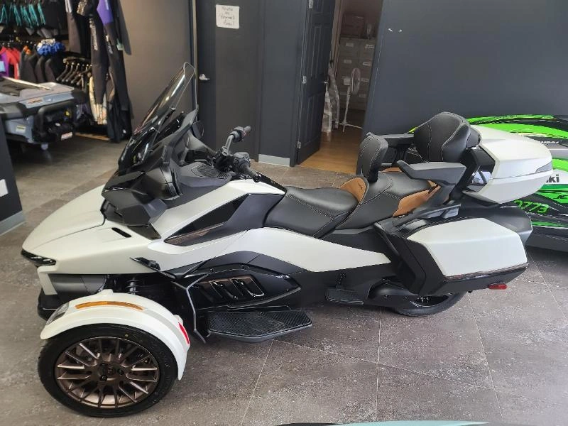 Can-am Rt Sea-to-sky Se6 2024 alt