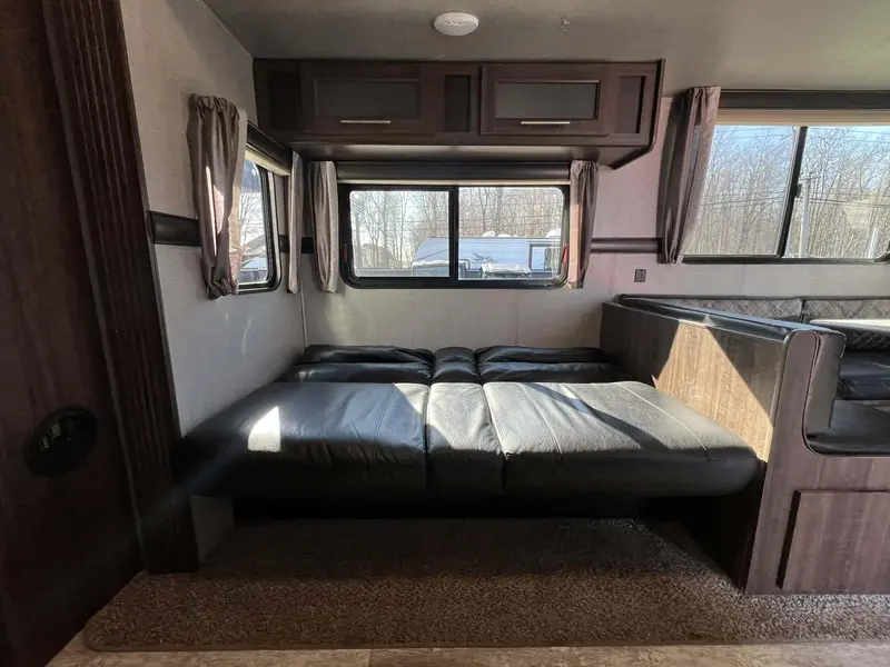 2019 Crossroads RV ZINGER 330 BH **IDÉAL POUR CAMPING STATIONNAIRE** thumbnail 13