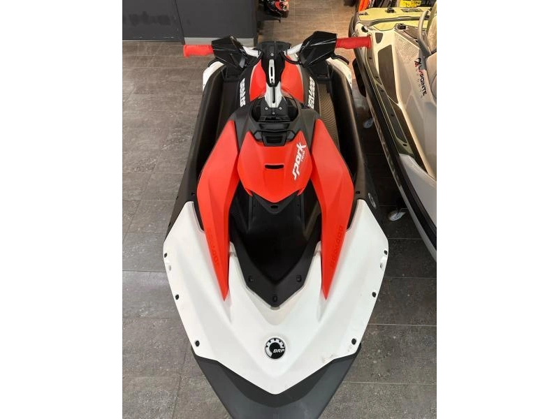 Sea-doo Spark Trixx 1p 2025 alt
