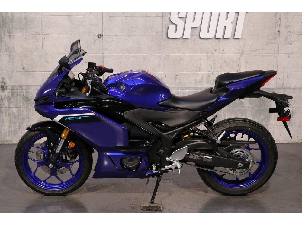 Yamaha Yzf-r3 2025 alt