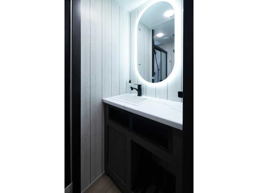 2026 Arctic Wolf 27sgs alt