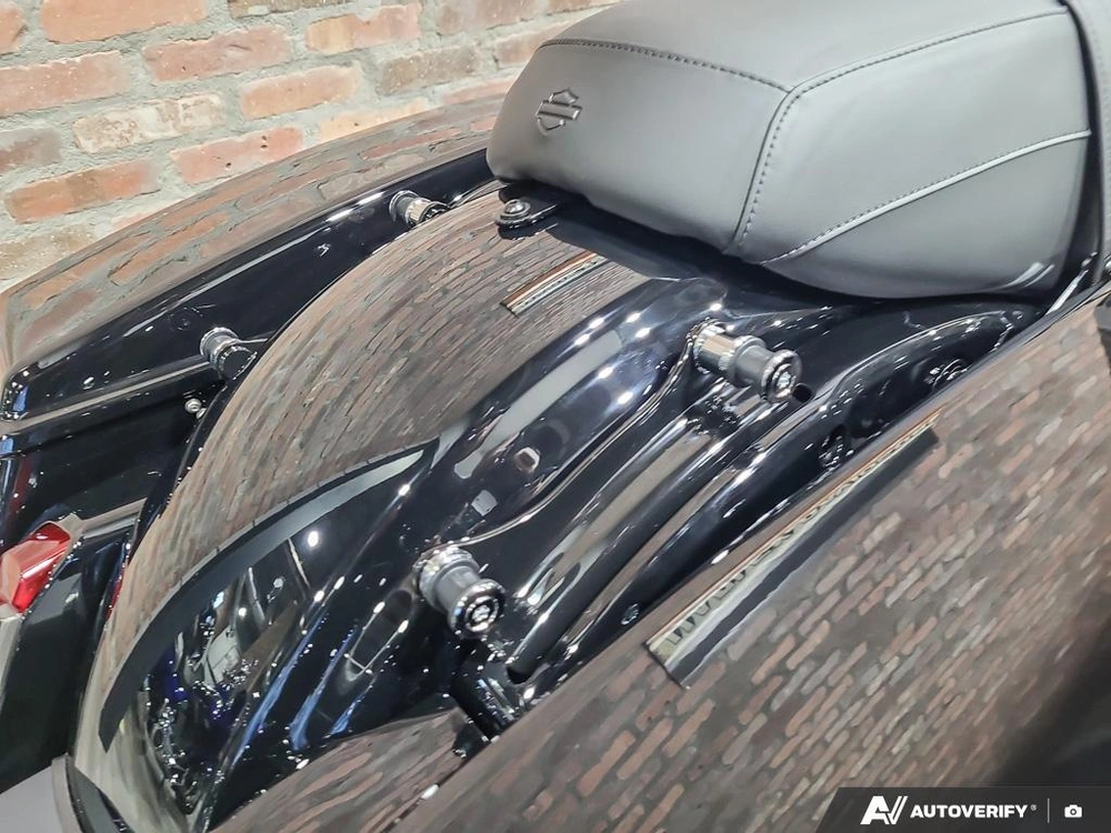 2026 Harley-davidson Road Glide alt