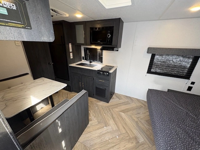 Forest River Ozark Ascent Series 1660fqx 2022 alt