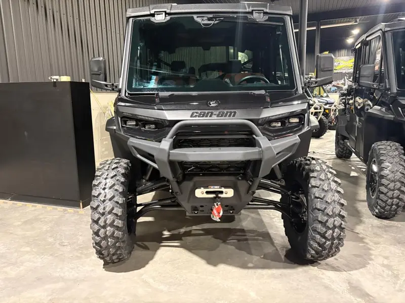 2026 Can-Am Defender MAX LONE STAR CAB HD11 thumbnail 2