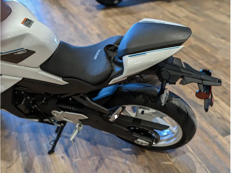 2026 CFMOTO 450SS // Nebula White thumbnail 12