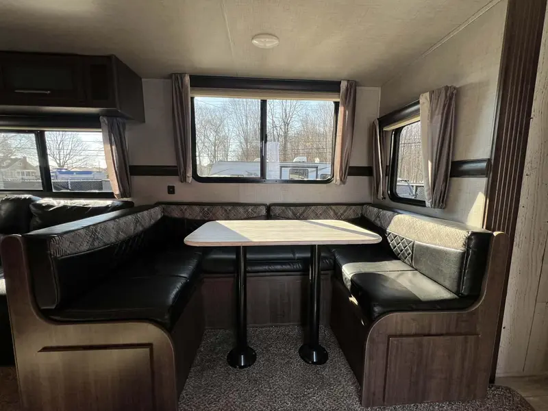 2019 Crossroads RV ZINGER 330 BH **IDÉAL POUR CAMPING STATIONNAIRE** thumbnail 20