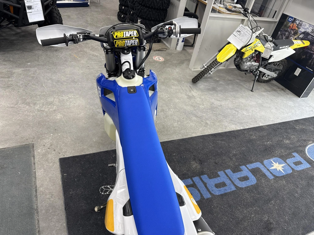 2025 Husqvarna Fe 450 Heritage alt