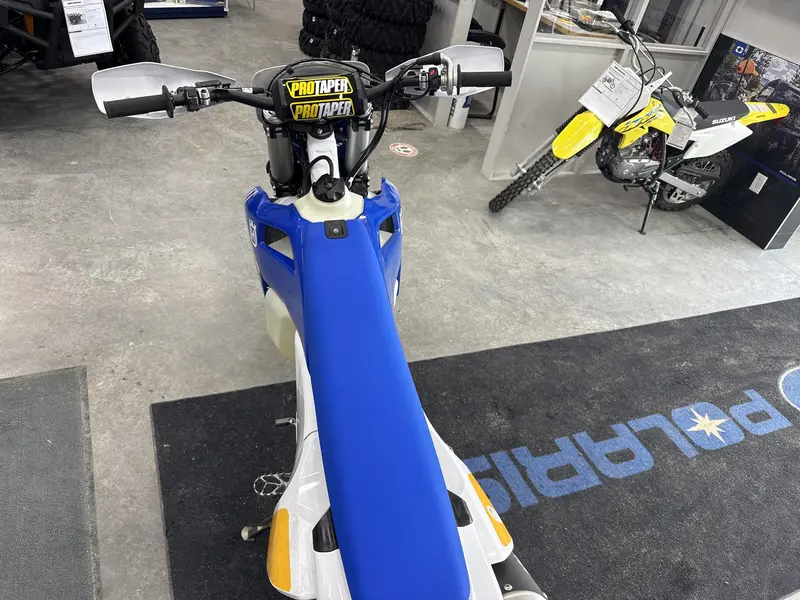 2025 Husqvarna FE 450 HERITAGE thumbnail 5