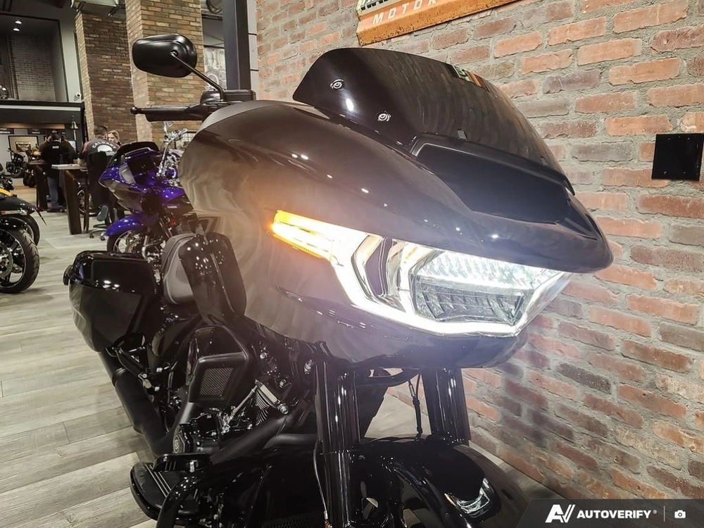 2026 Harley-davidson Road Glide alt