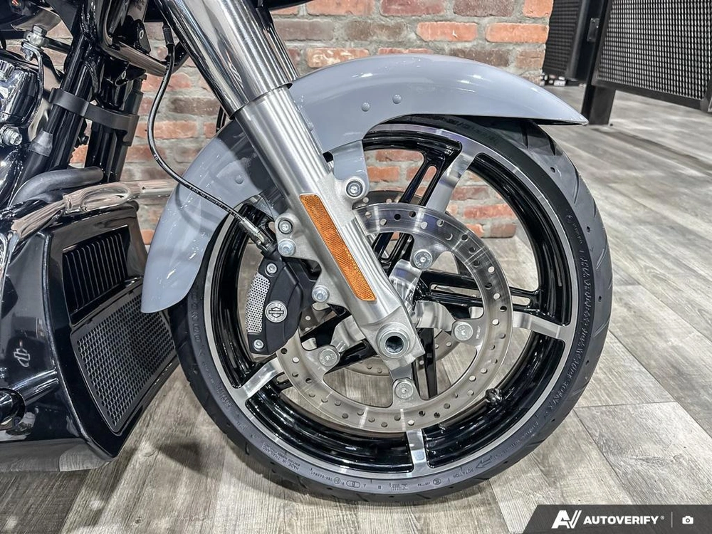 2026 Harley-davidson Road Glide alt