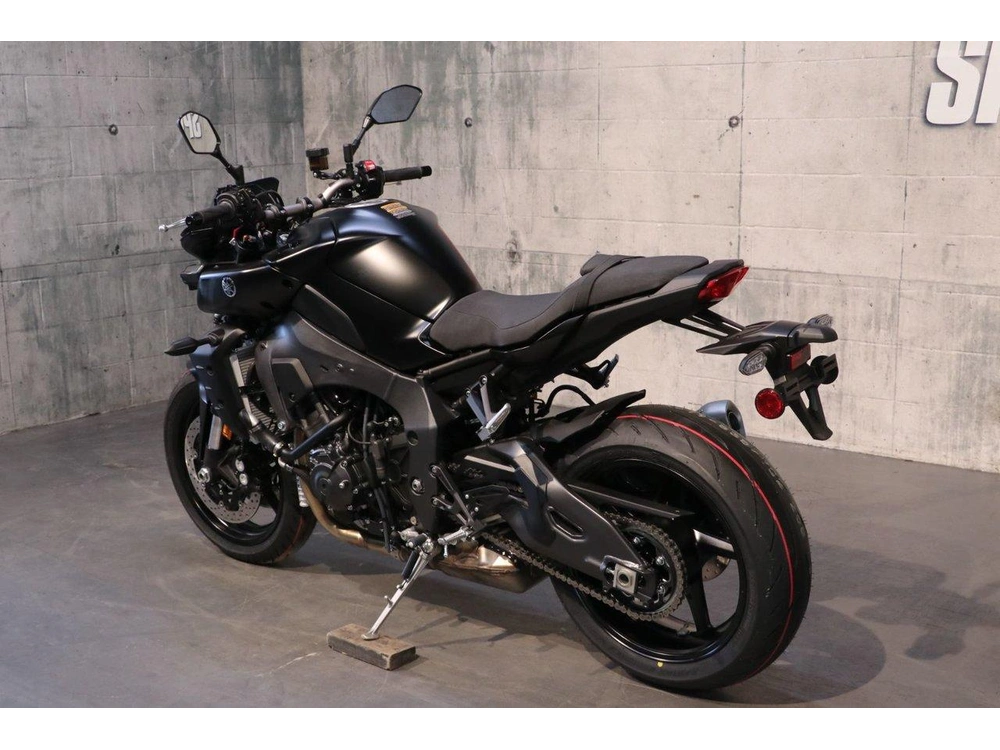 2026 Yamaha Mt-10 alt