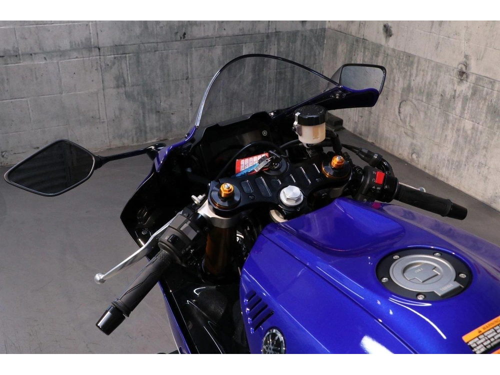 2025 Yamaha Yzf-r7 alt