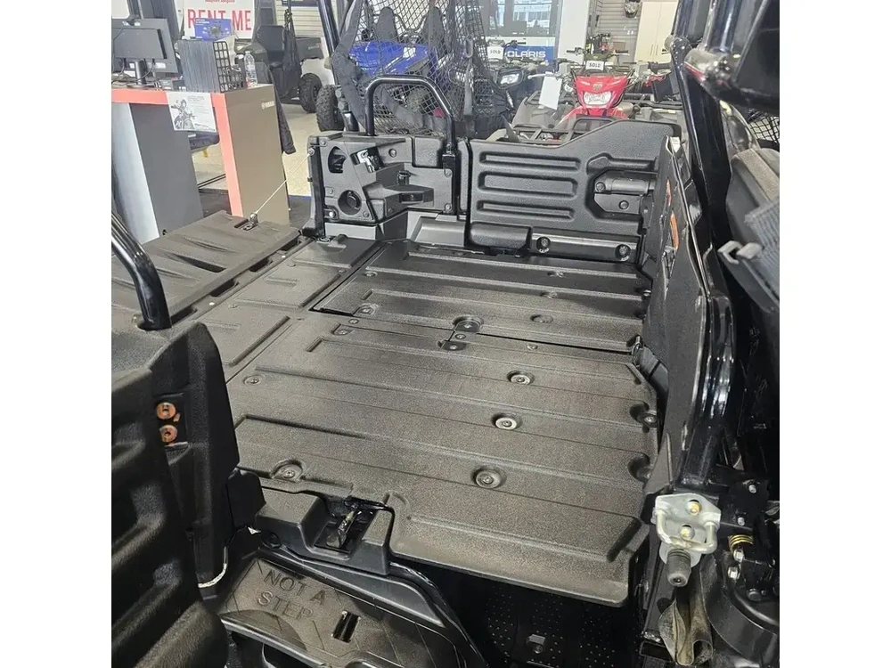 2025 Honda Pioneer 700-4 alt