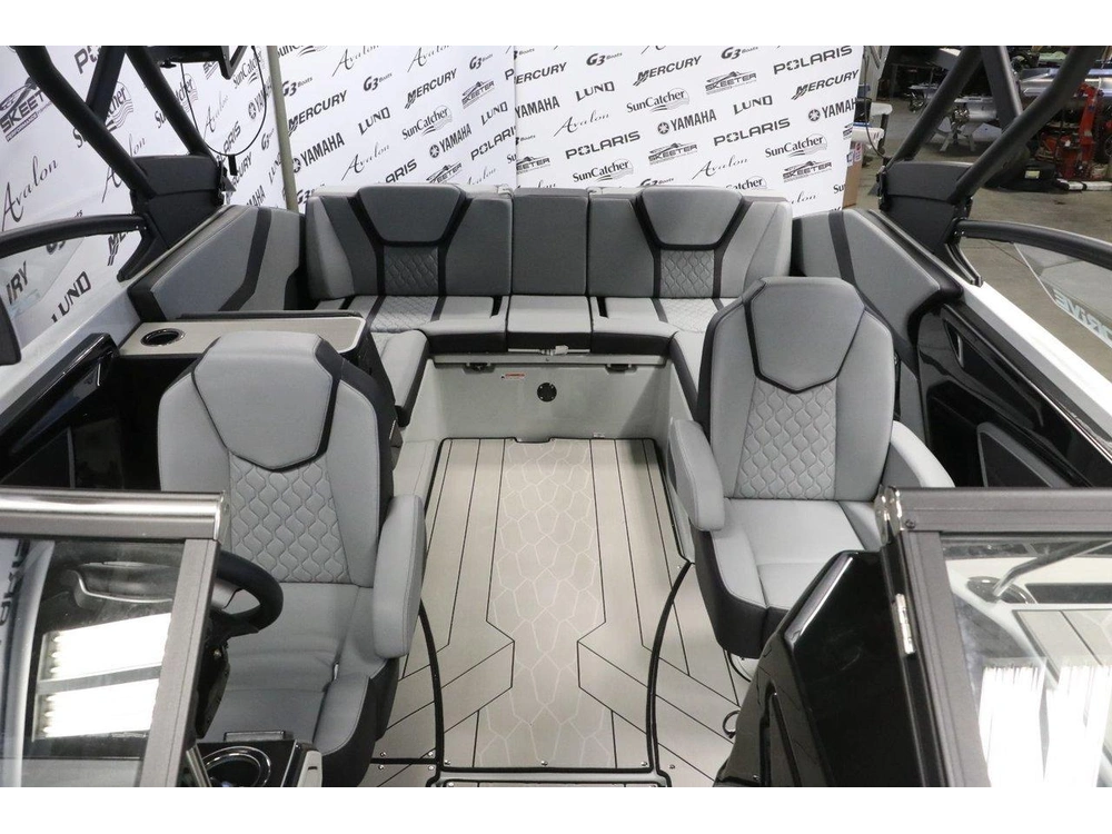 2025 Yamaha 255xd alt